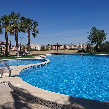 הוילה Orihuela - Sleeps 6 - Pool - Parking - Petfriendly מראה חיצוני תמונה
