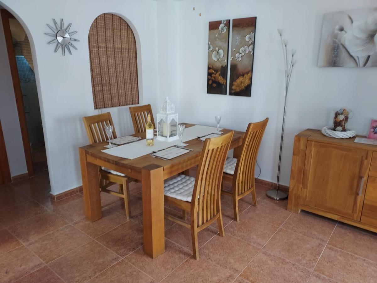 הוילה Orihuela - Sleeps 6 - Pool - Parking - Petfriendly מראה חיצוני תמונה