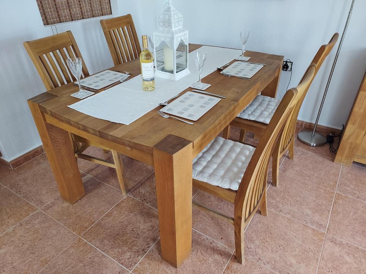 הוילה Orihuela - Sleeps 6 - Pool - Parking - Petfriendly מראה חיצוני תמונה