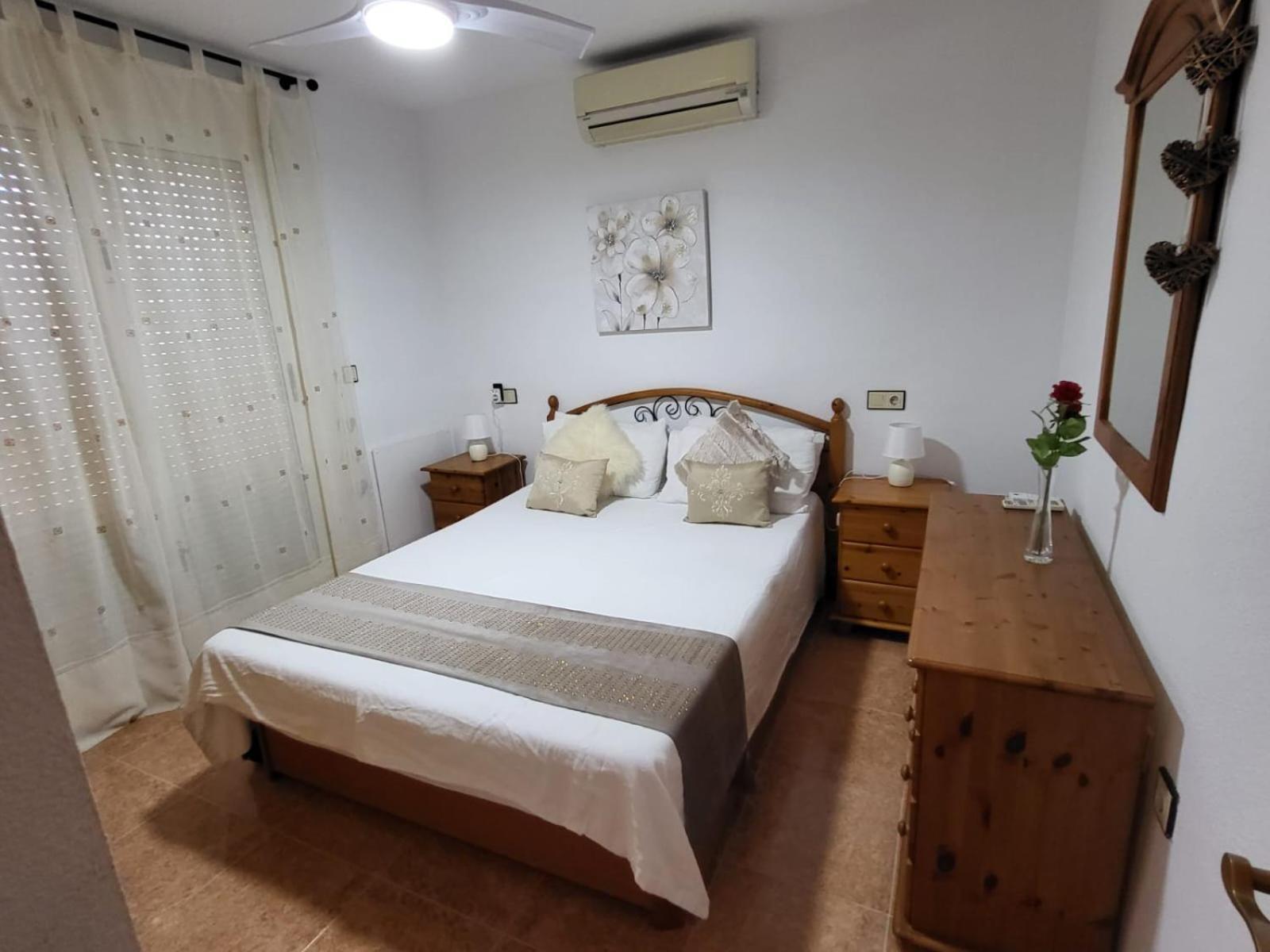 הוילה Orihuela - Sleeps 6 - Pool - Parking - Petfriendly מראה חיצוני תמונה